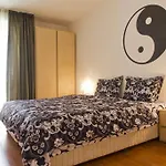 Vitosha Downtown Apartamento