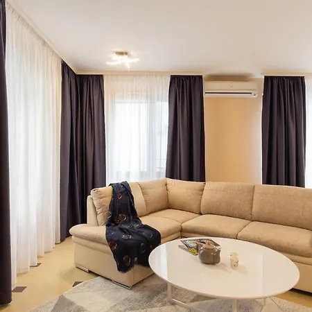 Vitosha Downtown * 소피아