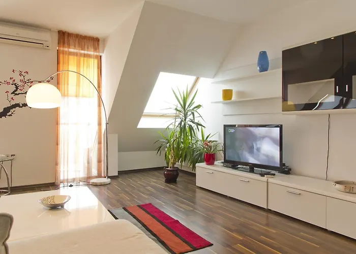 Vitosha Downtown Apartment *
