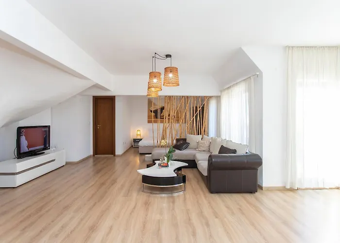 Apartment Vitosha Downtown Sofia